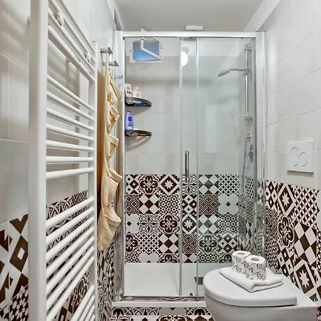 Ied Design & Stylish Flat *